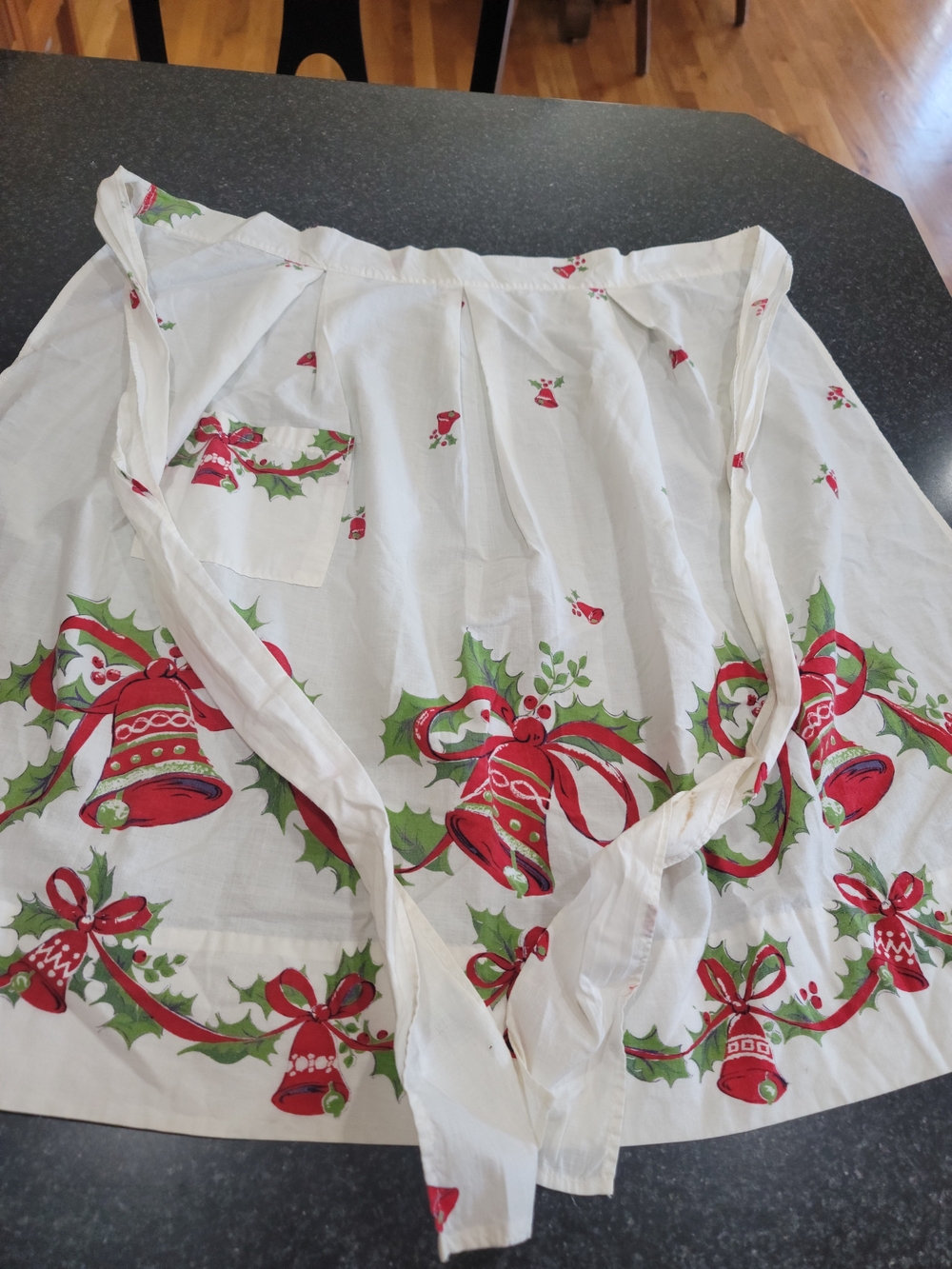 Vintage/Retro Christmas Bell & Holly Print White Cotton Waist Apron w/ Pocket